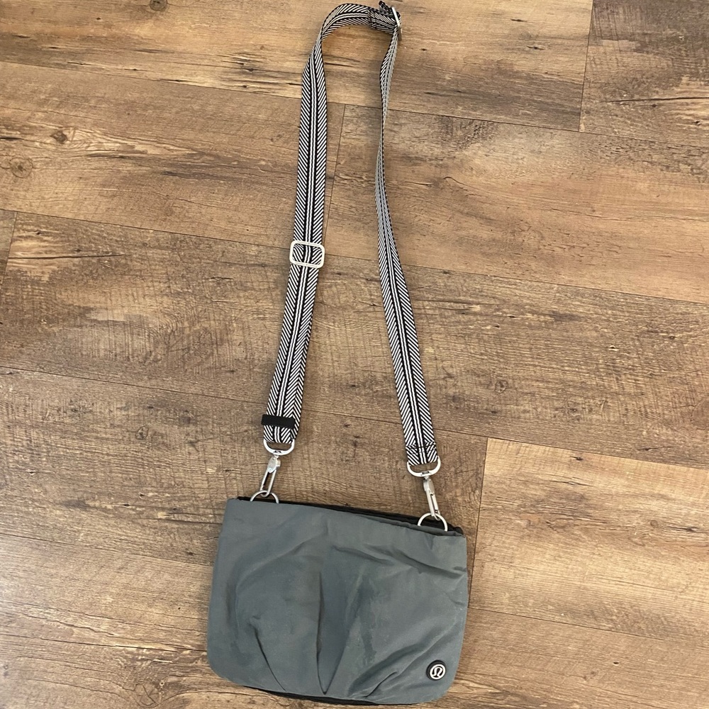 Lululemon Crossbody Bag Gym Gray Black Nylon